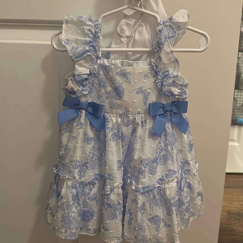 Baby girls dress size 6/9 months